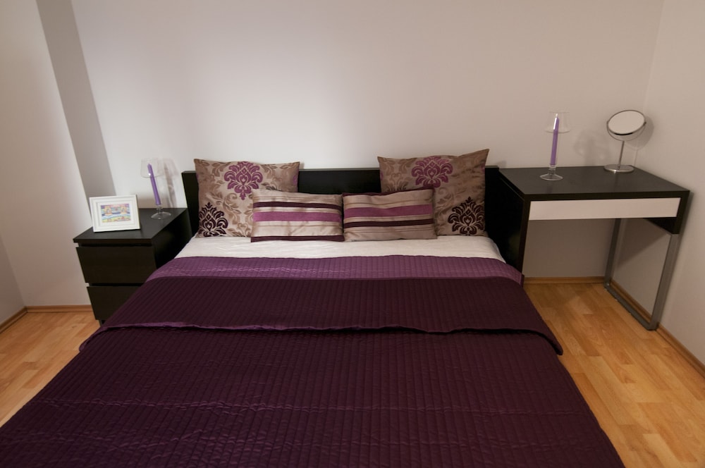 CORVIN CENTER SUITES 25/87