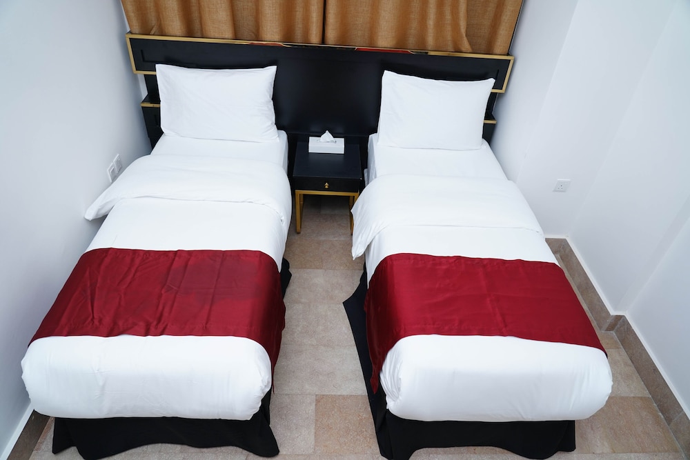 OYO 112 Star Emirates DownTown 10/22