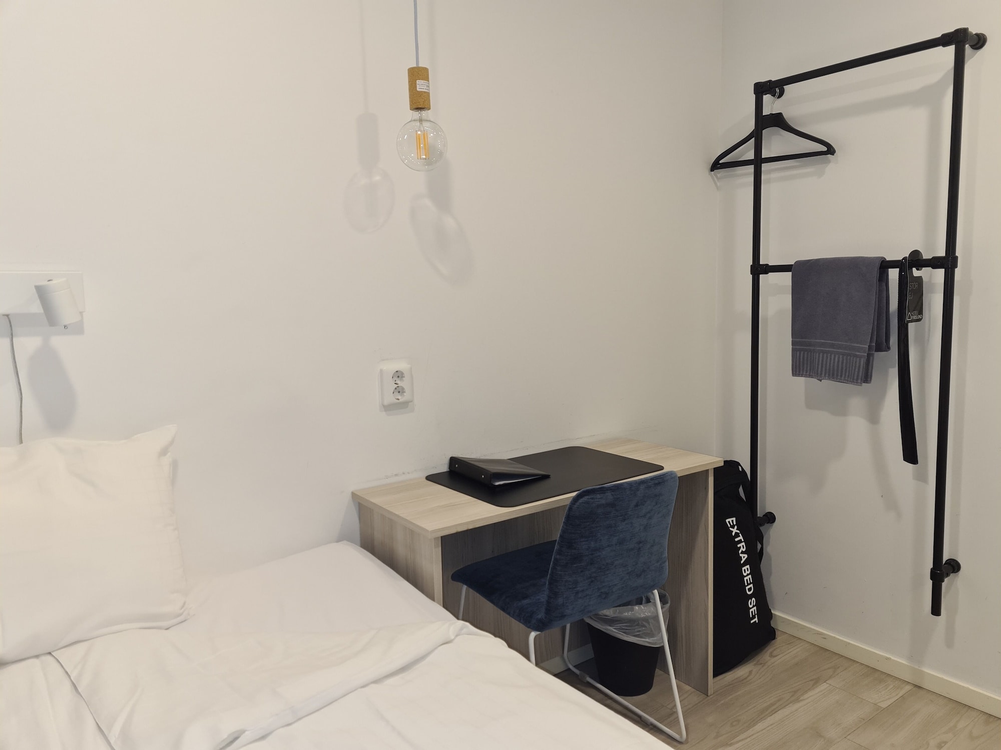 Economy, Double Bed, Shared Bathroom, No Window