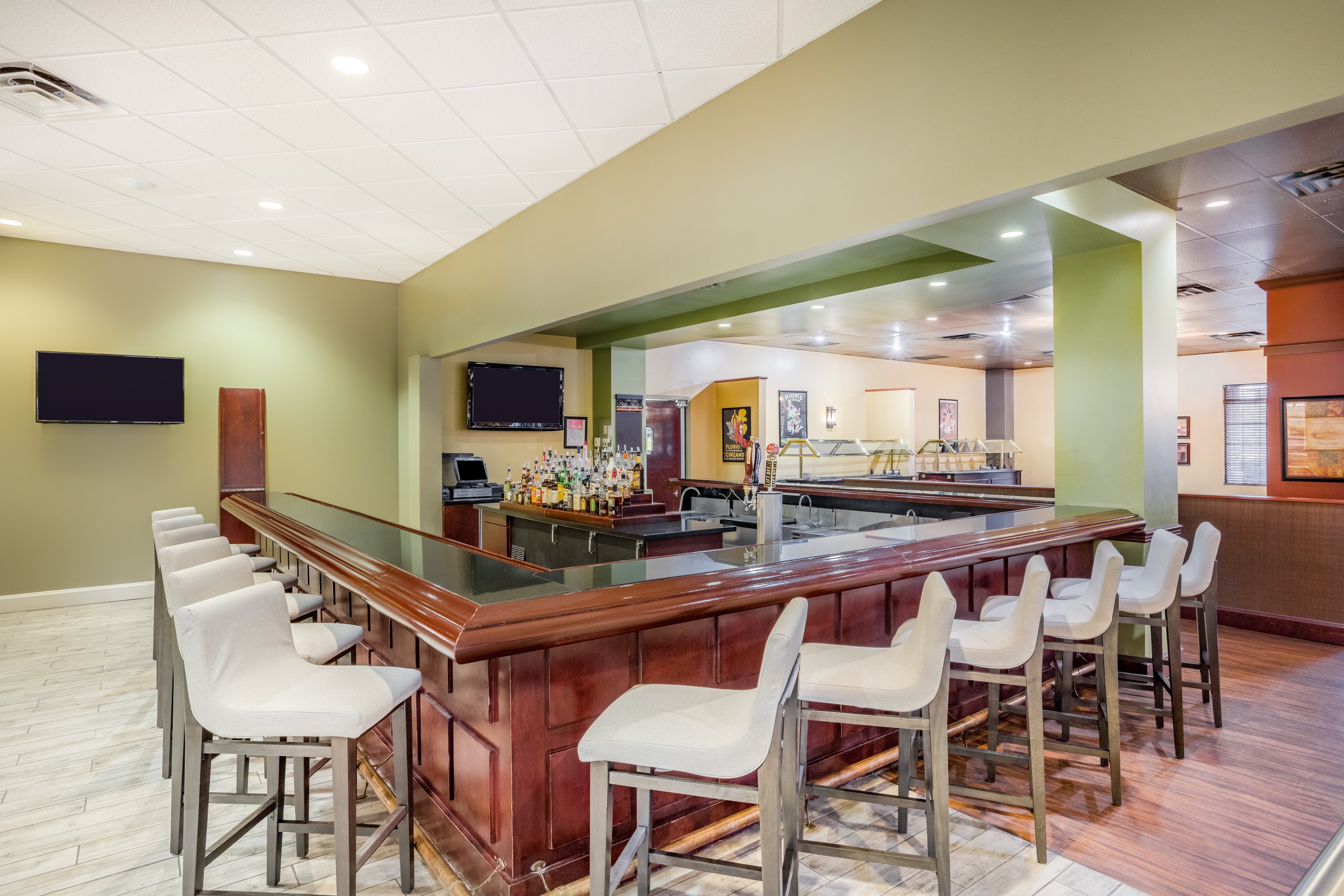 Holiday Inn Lafayette-City Centre 37/47