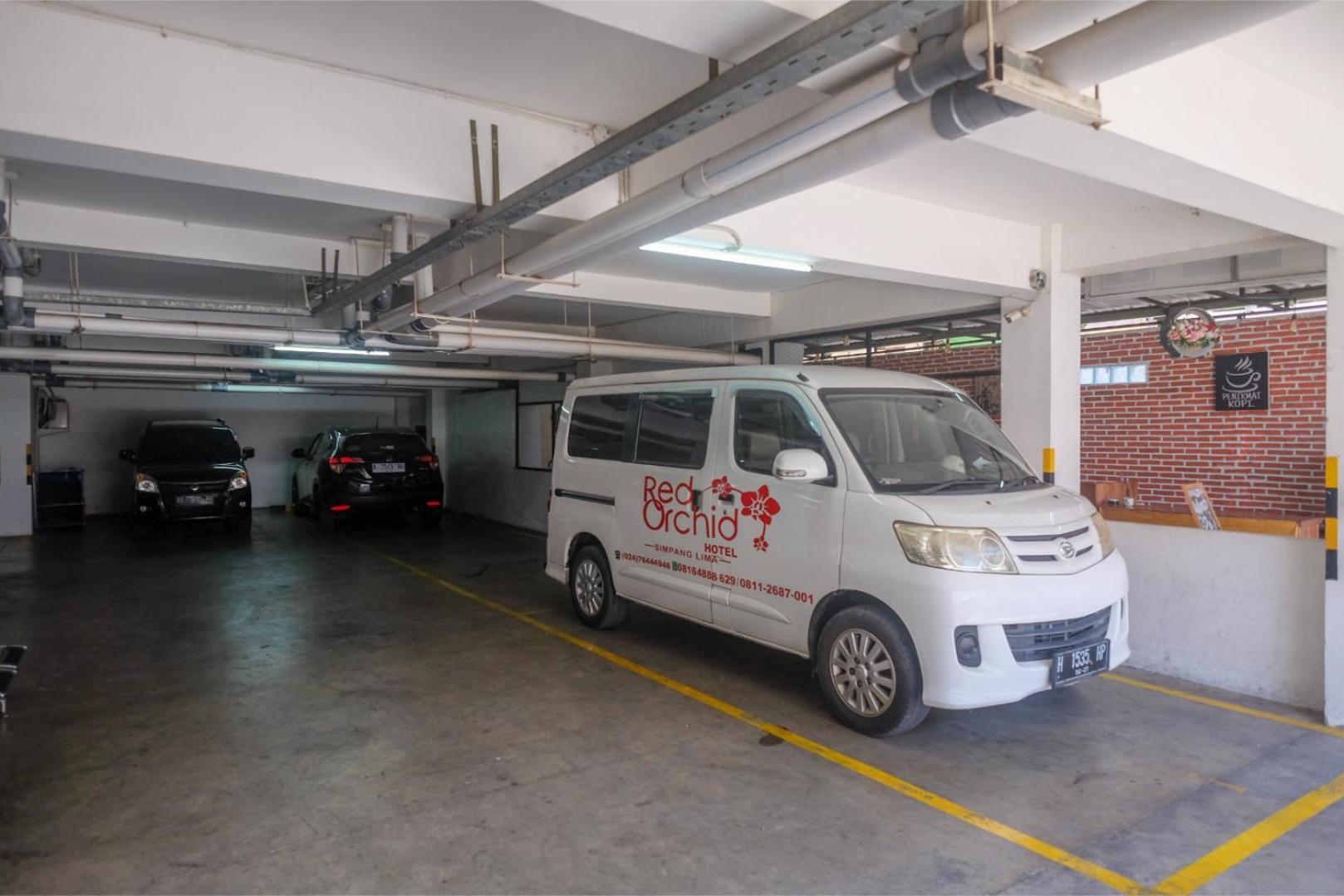 Red Orchid Semarang 46/48