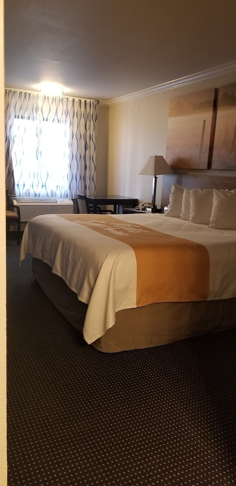 Days Inn By Wyndham Winnemucca 36/56