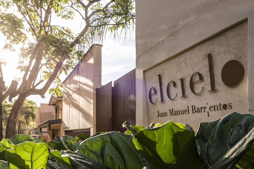 Elcielo Hotel and Restaurant 6/56
