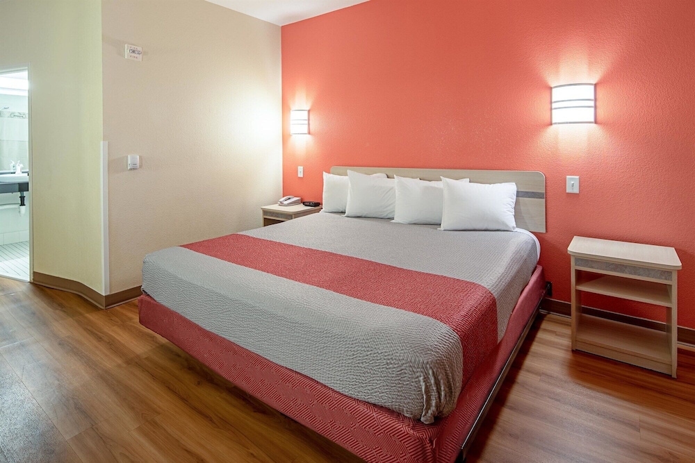 Motel6 Anchorage, AK - Midtown 21/39