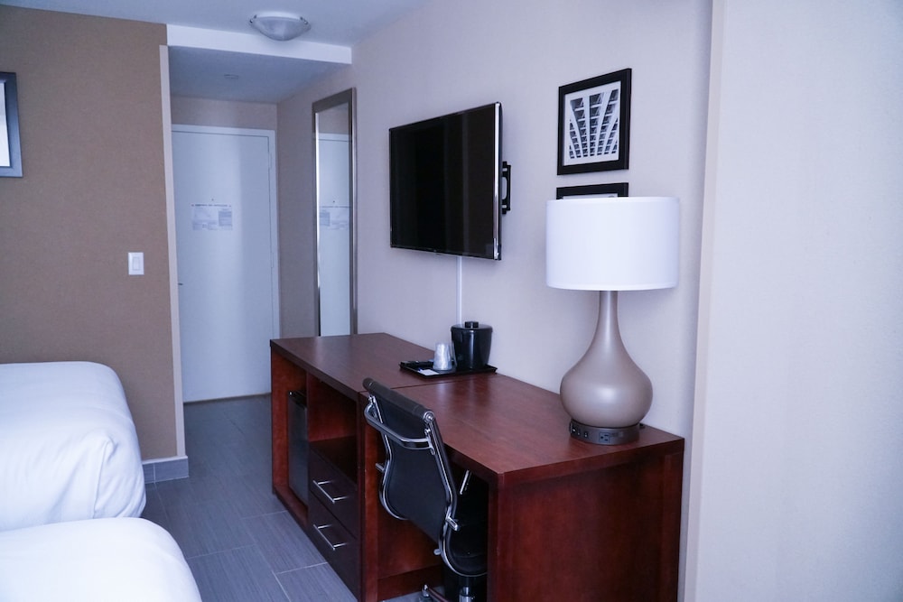 Hotel Mint JFK Airport photo5