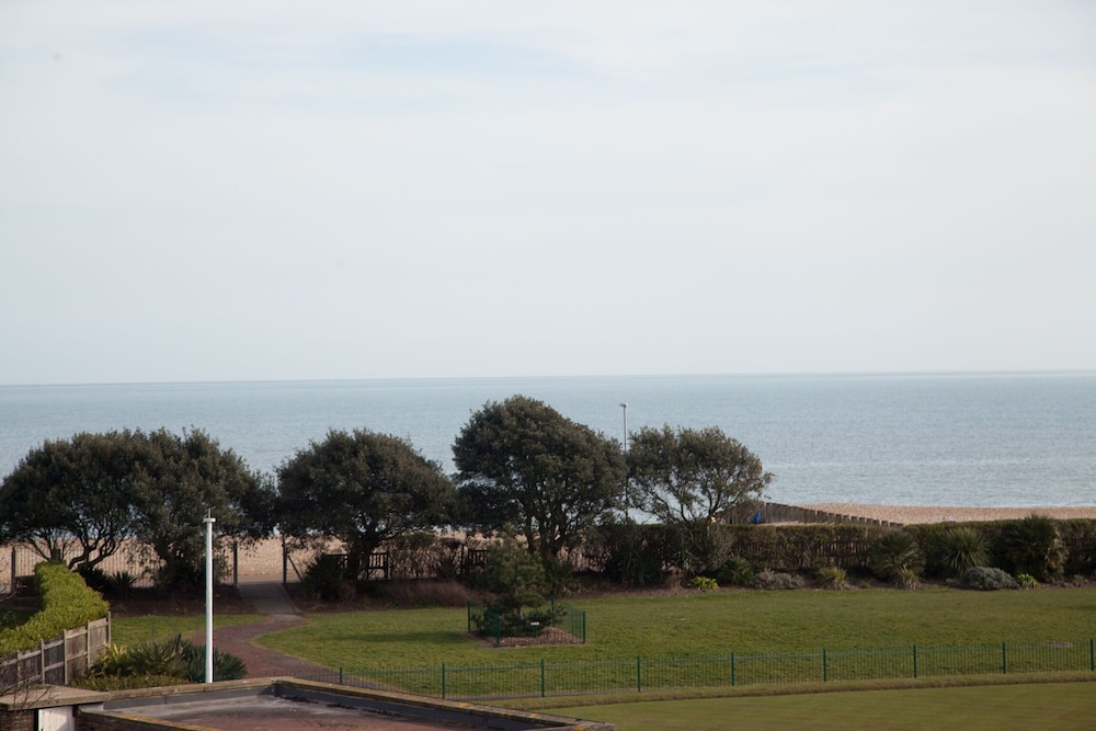 The Langtons Guest House 40/50