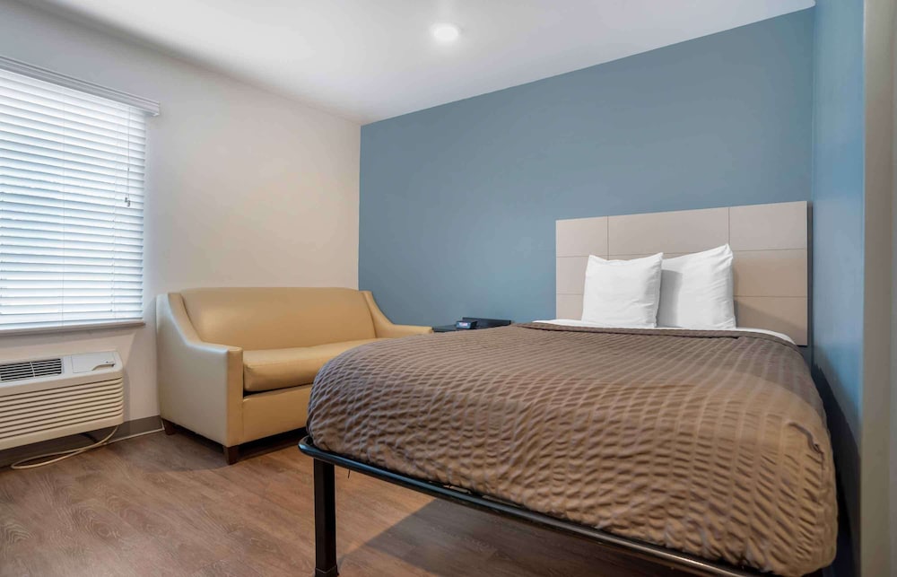 Extended Stay America - Select Suites Pensacola - Northeast 17/36