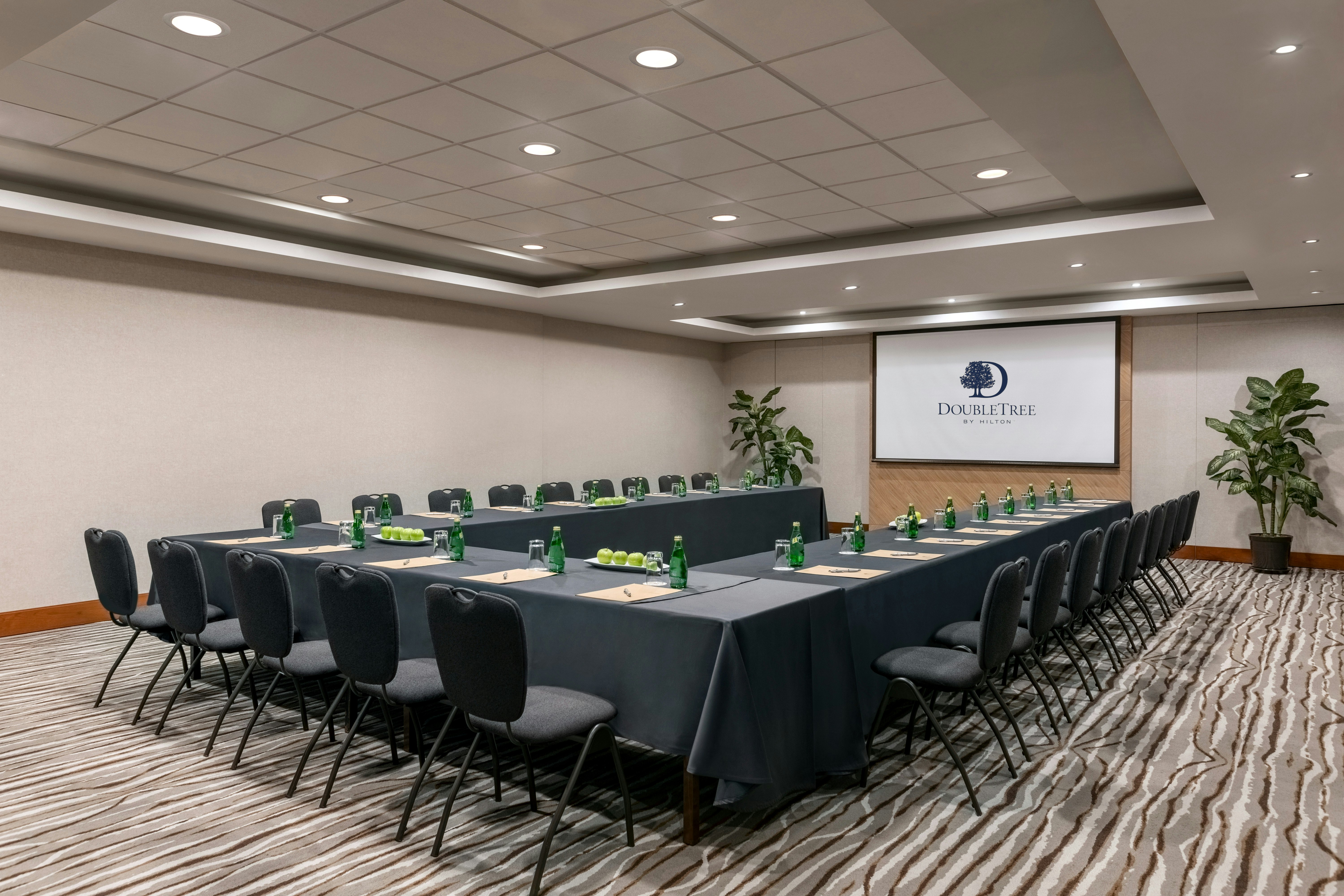El Pardo Lima - A DoubleTree by Hilton Hotel 65/73