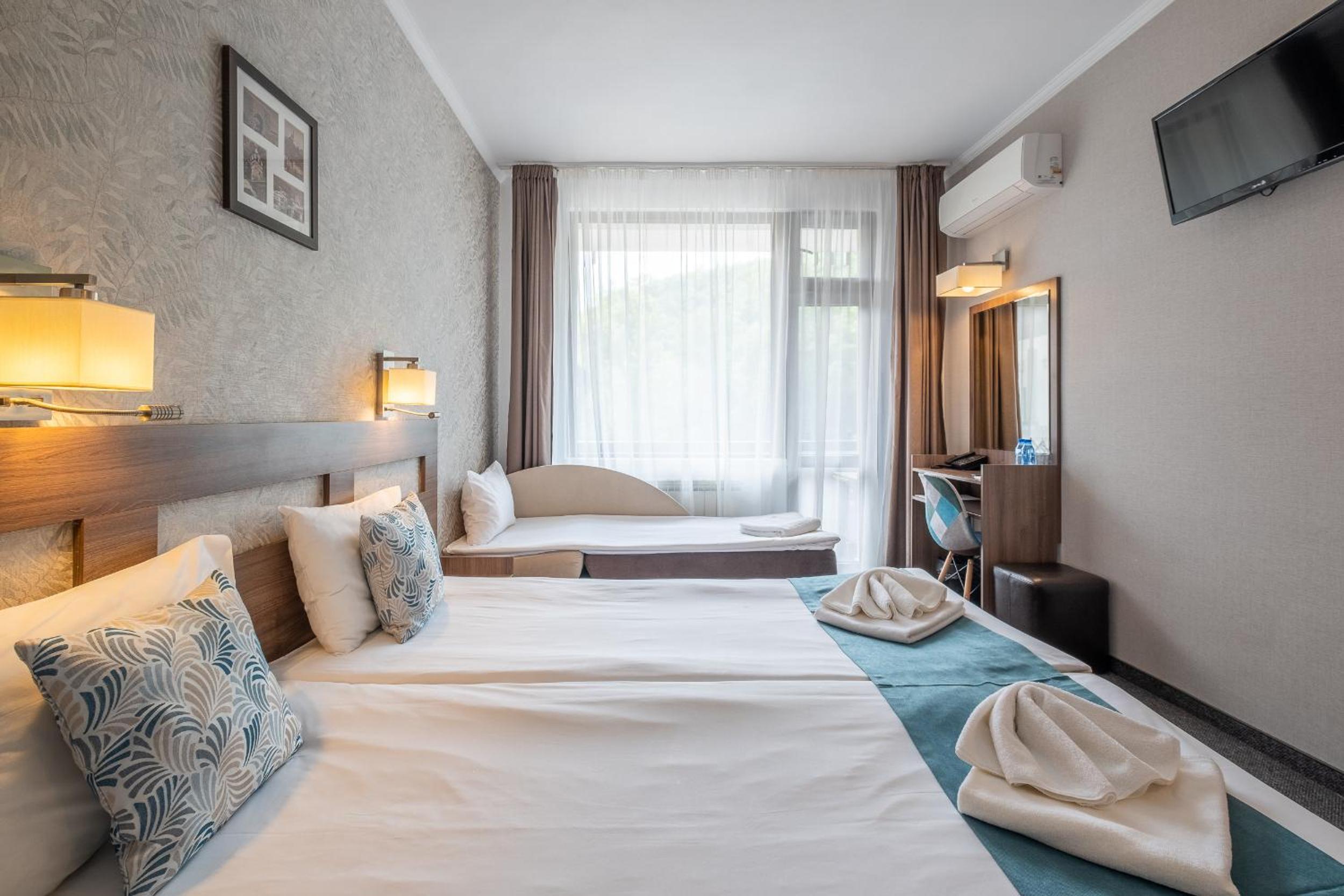 Park Hotel Asenevtsi 9/50