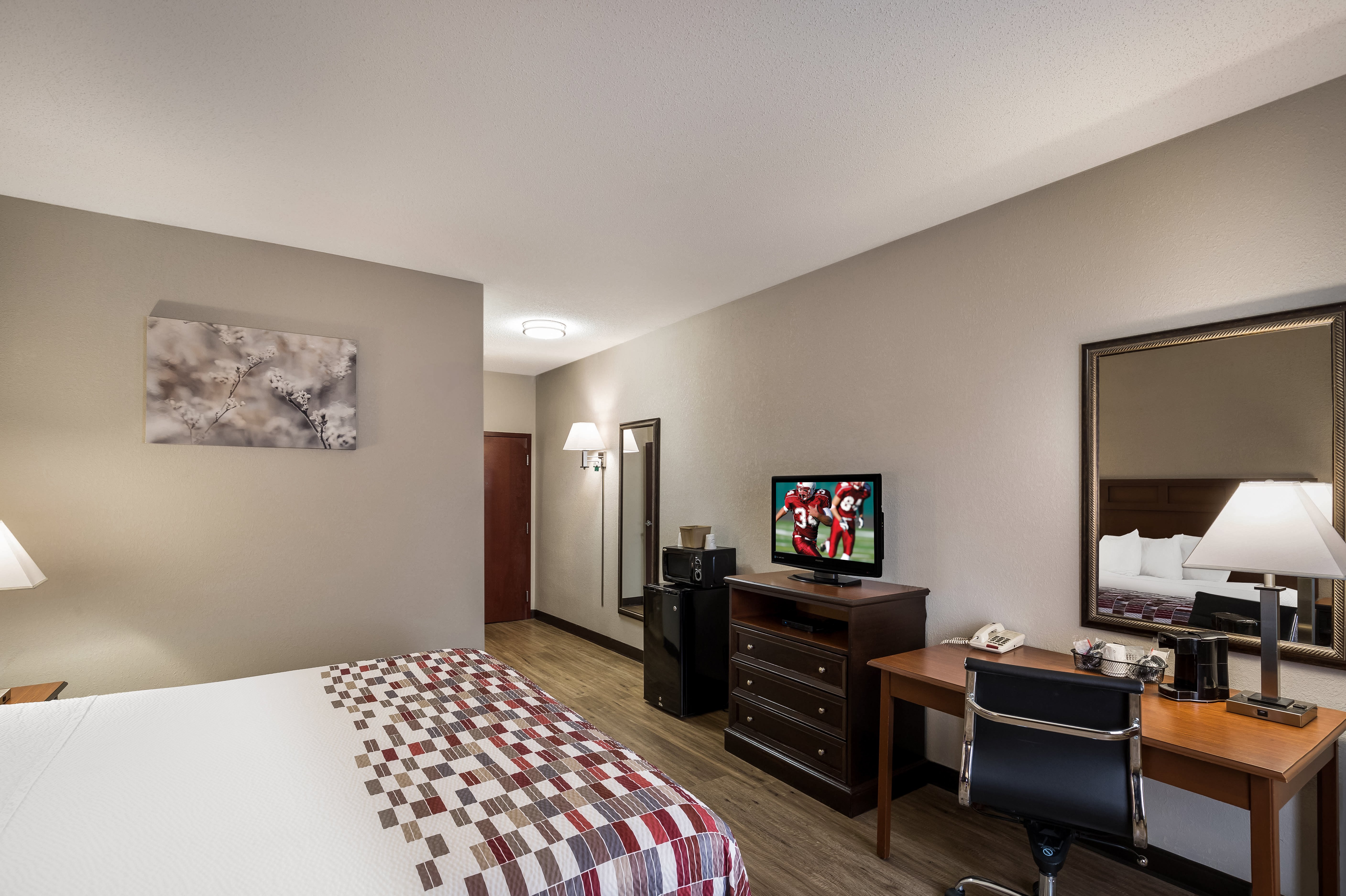 Superior, King Bed, Accessible