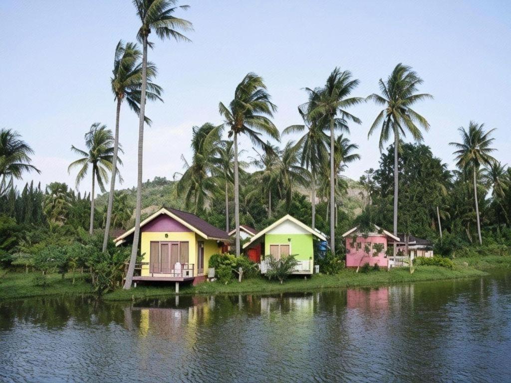 Greenfield Valley Fishing Resort 11/27