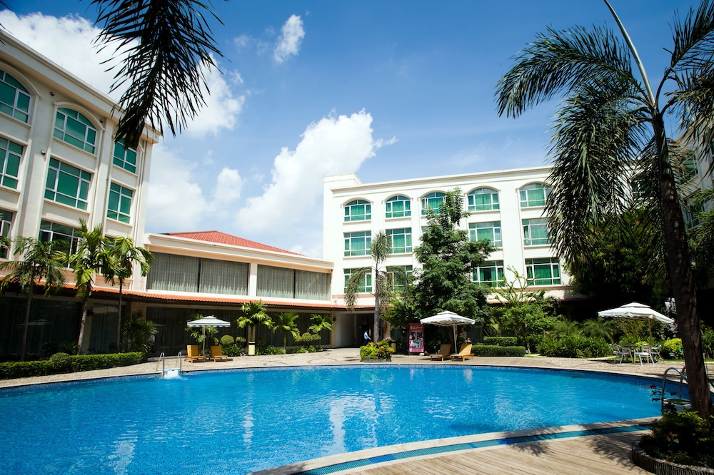 San Jiang Grand Hotel 5/47