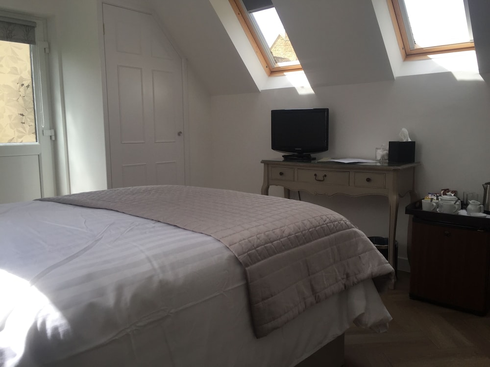 Coombe House 16/62