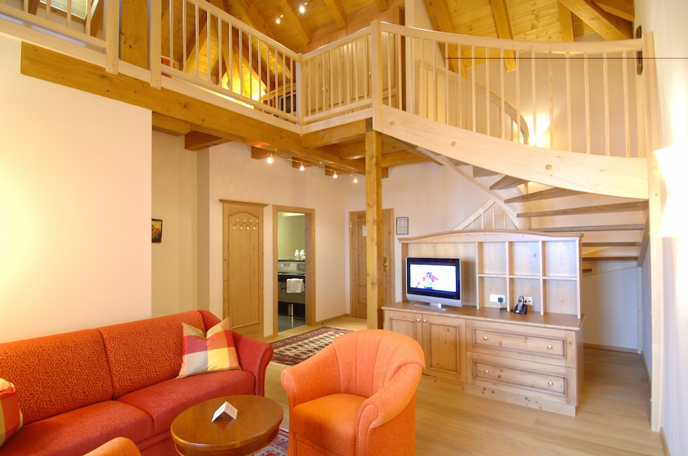 ALPENHOTEL SAALBACH 24/32