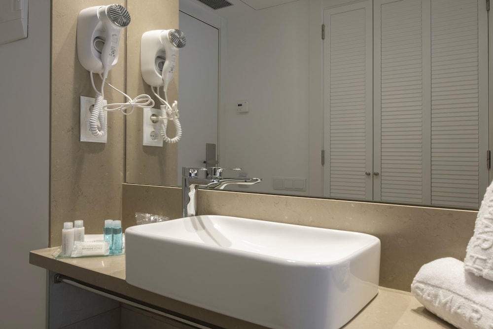 Hotel Rosamar Es Blau Lloret Adults Only 70/71