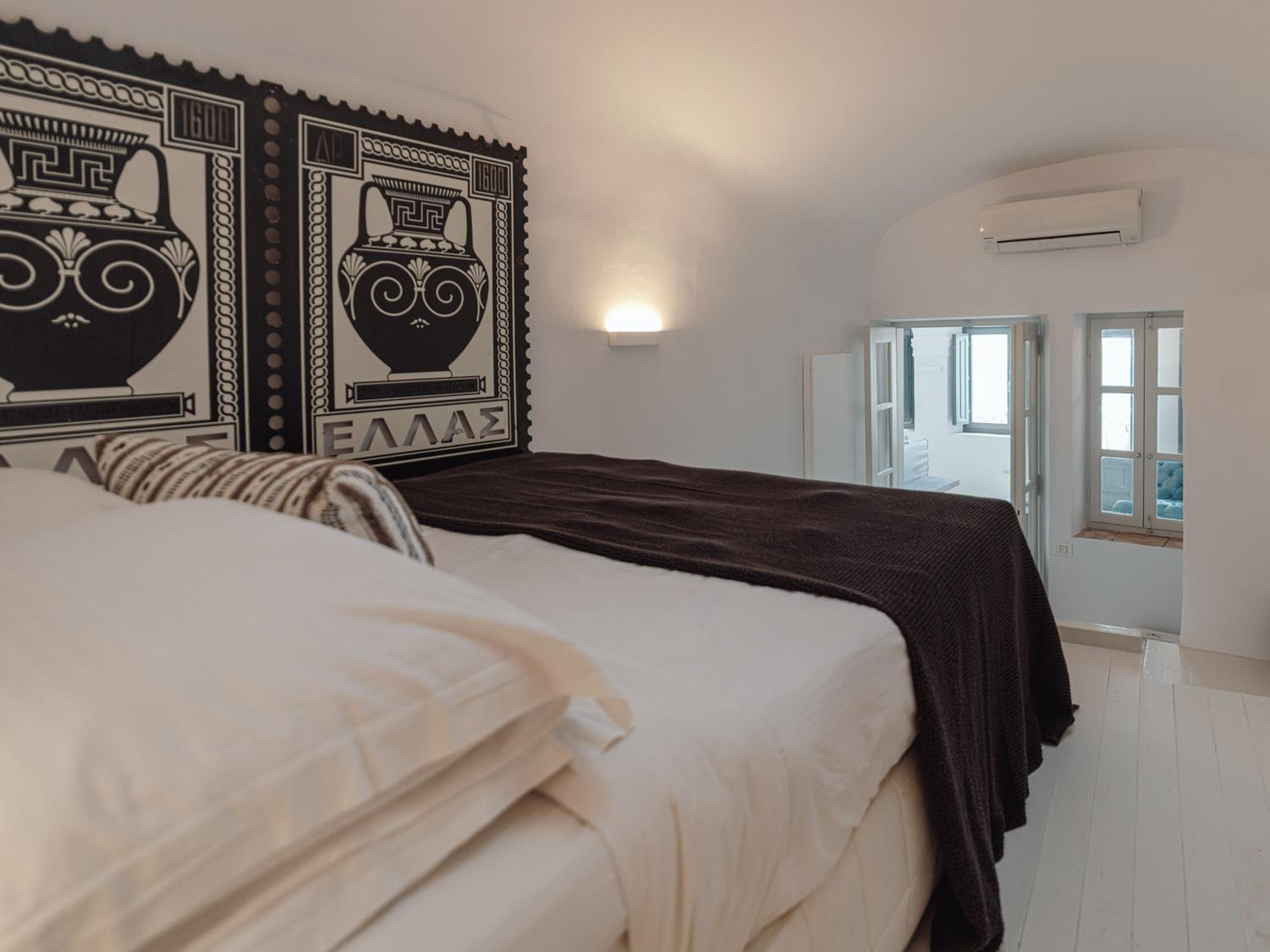Medium, Villa, Caldera View, Hot Tub