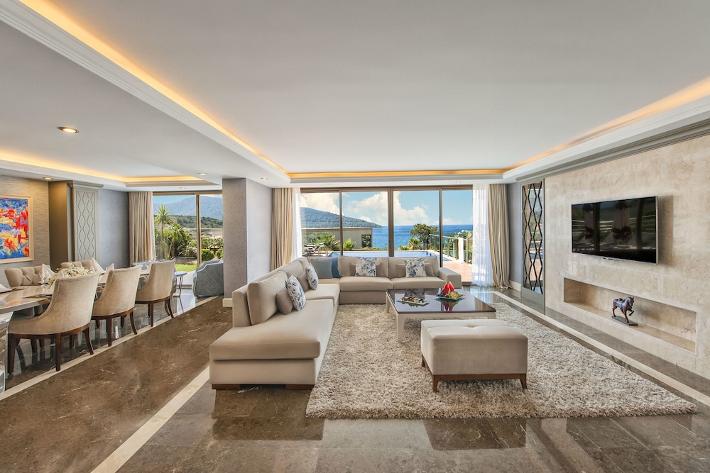 Vogue Hotel Supreme Bodrum 61/98