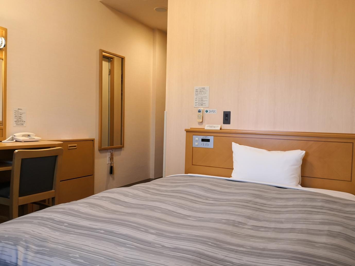 Semi Room, Comfort, Semi Double Bed, Smoking