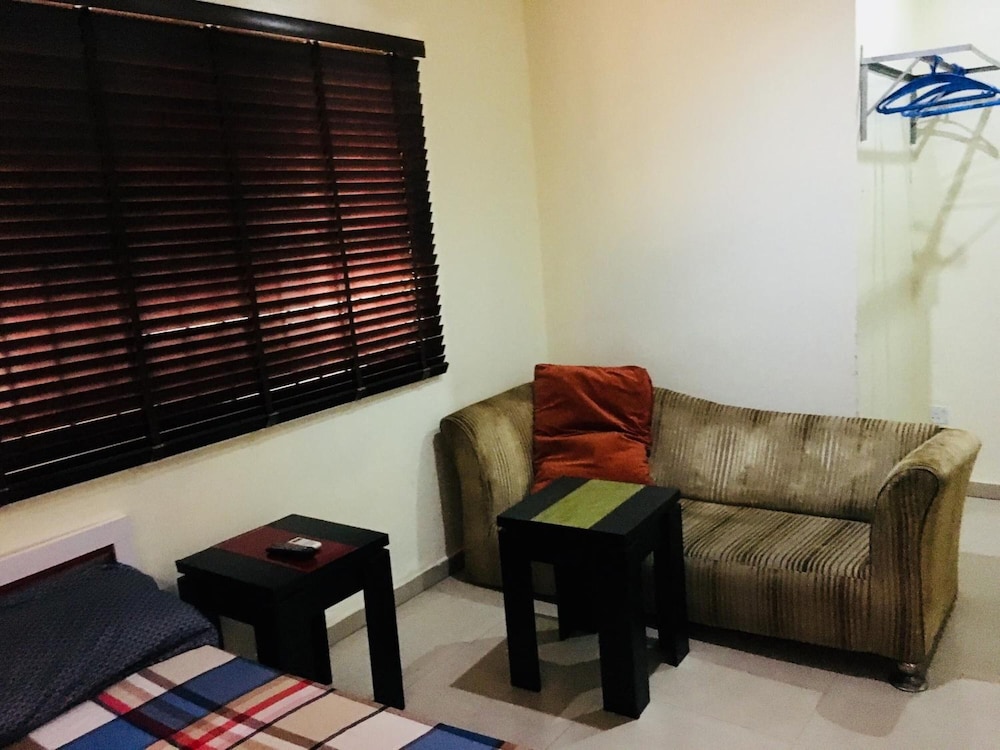 De Maria Inn 22/30