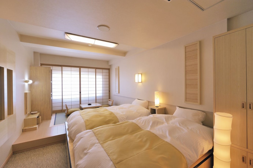 OARAI HOTEL 6/33