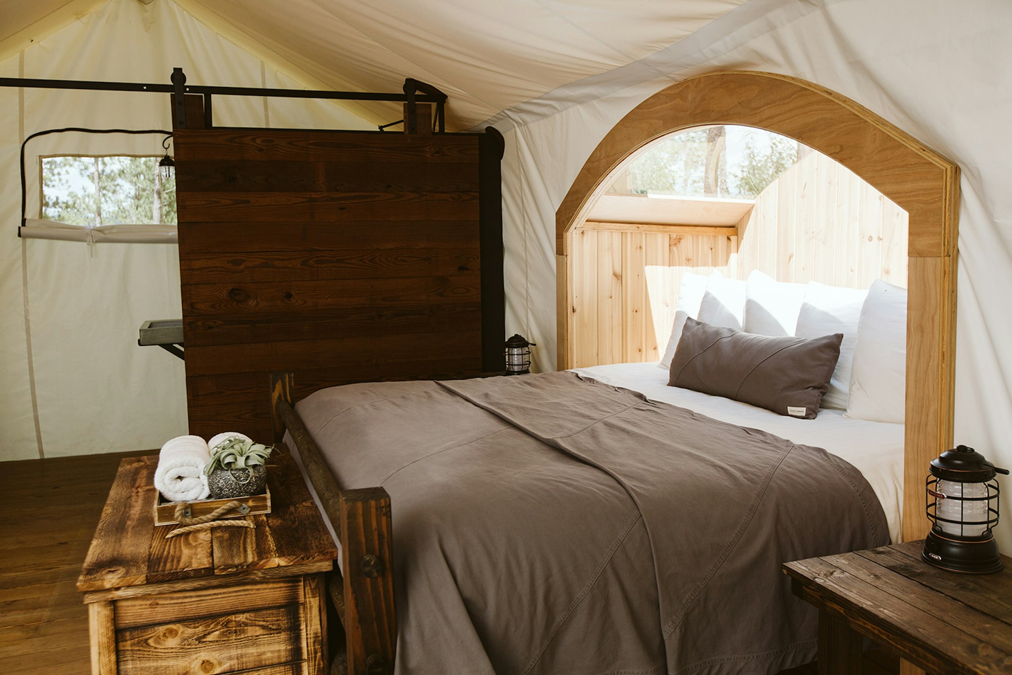 Under Canvas Mount Rushmore 8/25