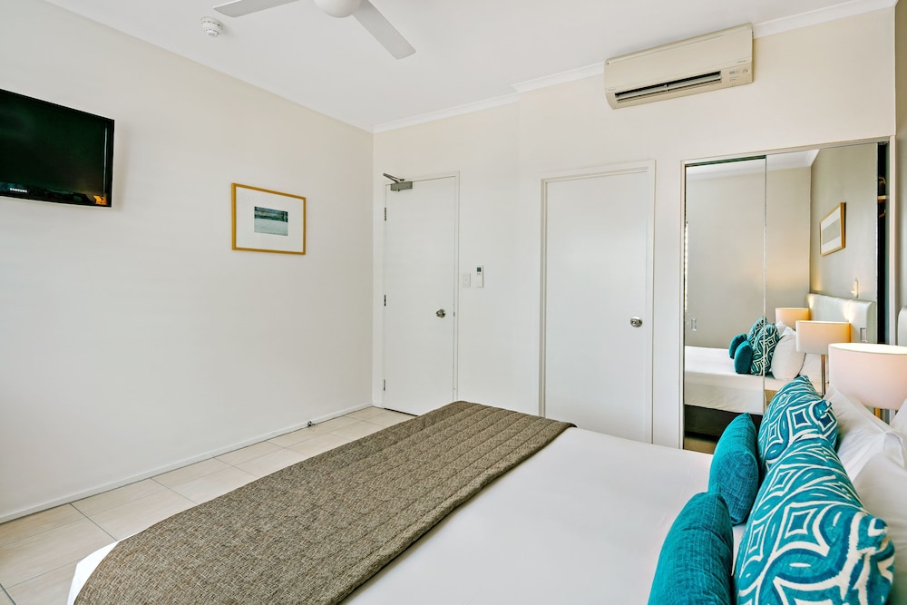 Mantra Portsea Port Douglas 41/62