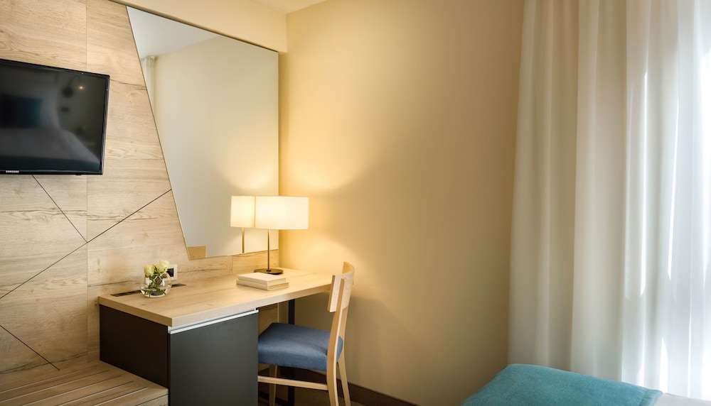 Hotel Marina Liburnia 32/64