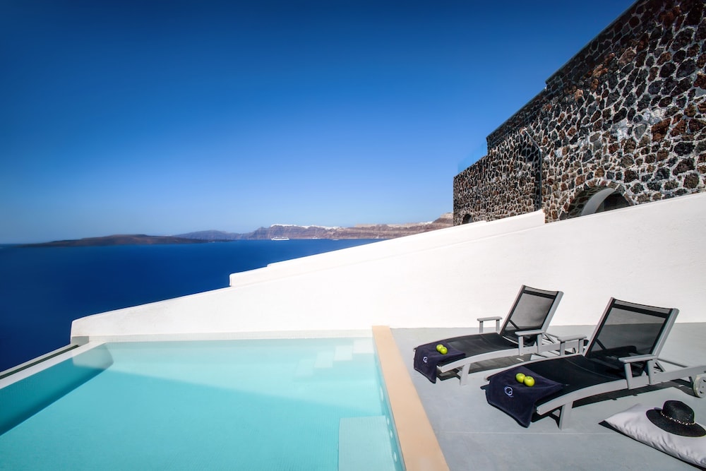 Grand Ambassador Santorini Hotel 33/78