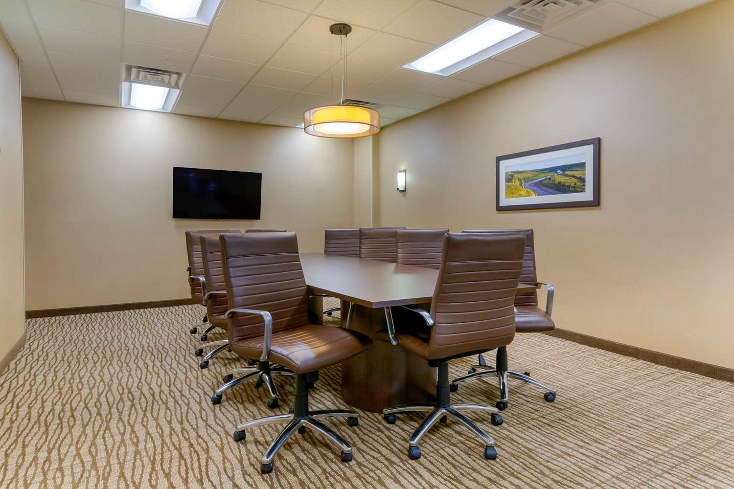 Comfort Inn & Suites Mandan - Bismarck 10/14