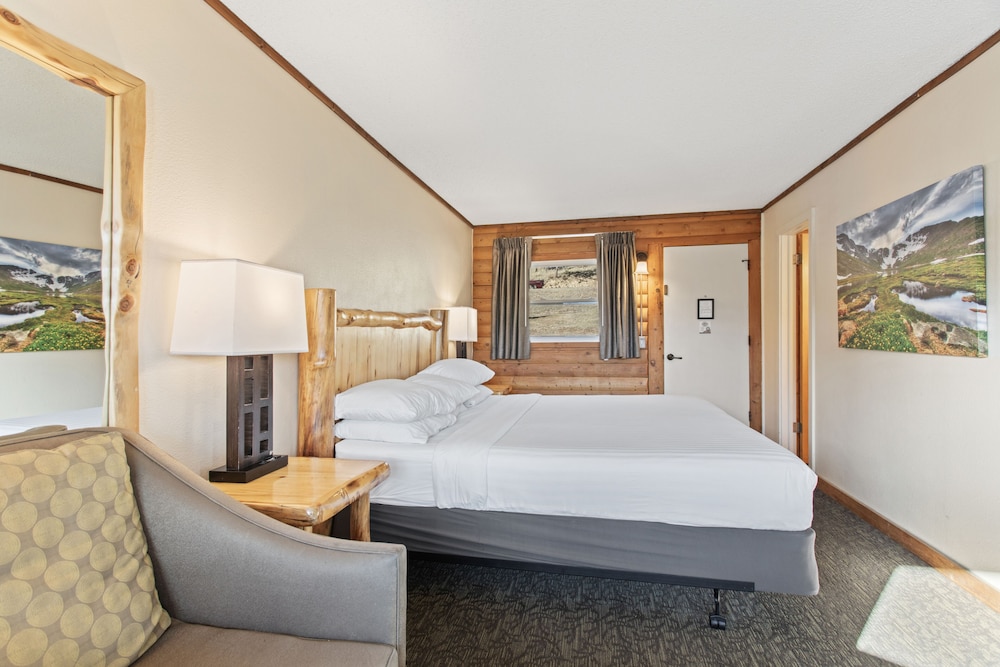 Discovery Lodge 18/69