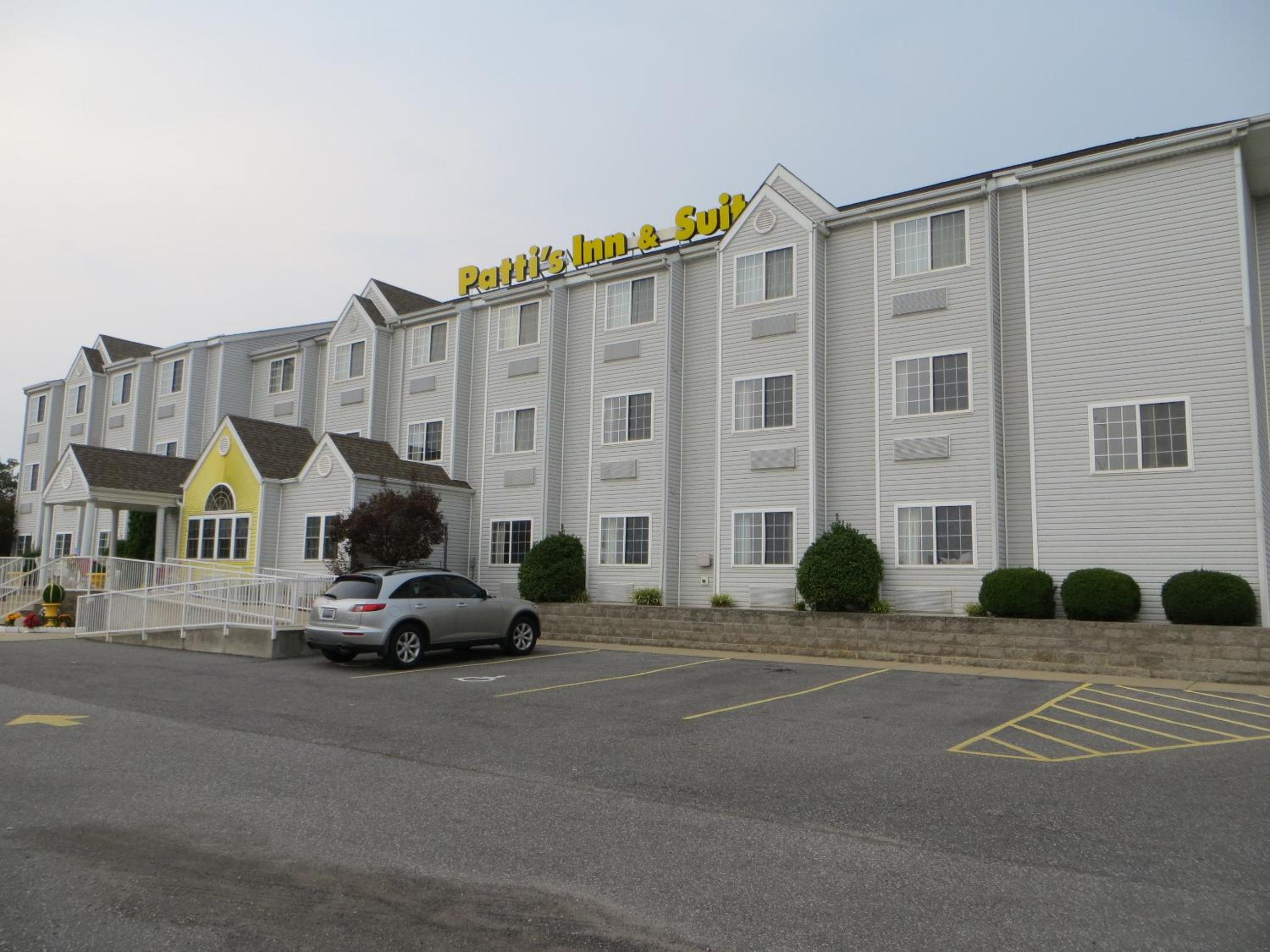 Patti's Inn & Suites 25/30