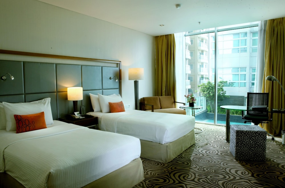Cambridge Hotel Medan (ex Grand Swiss Belhotel Medan) 25/71