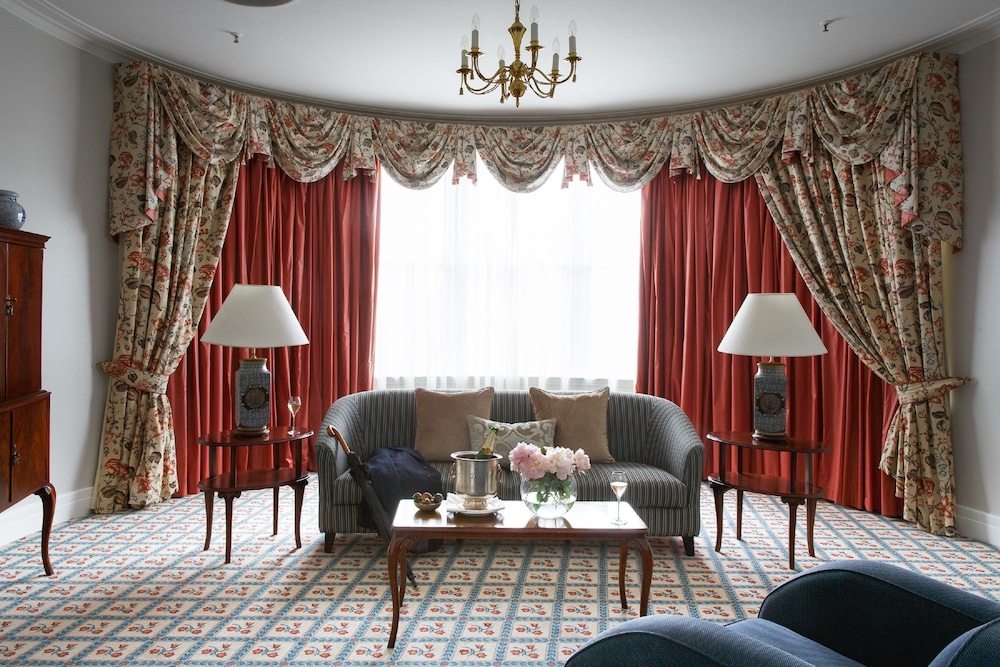 The Hotel Windsor Melbourne 41/63