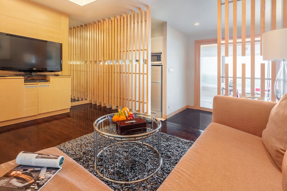 SORA Resort & Suites Sukhumvit 54/73