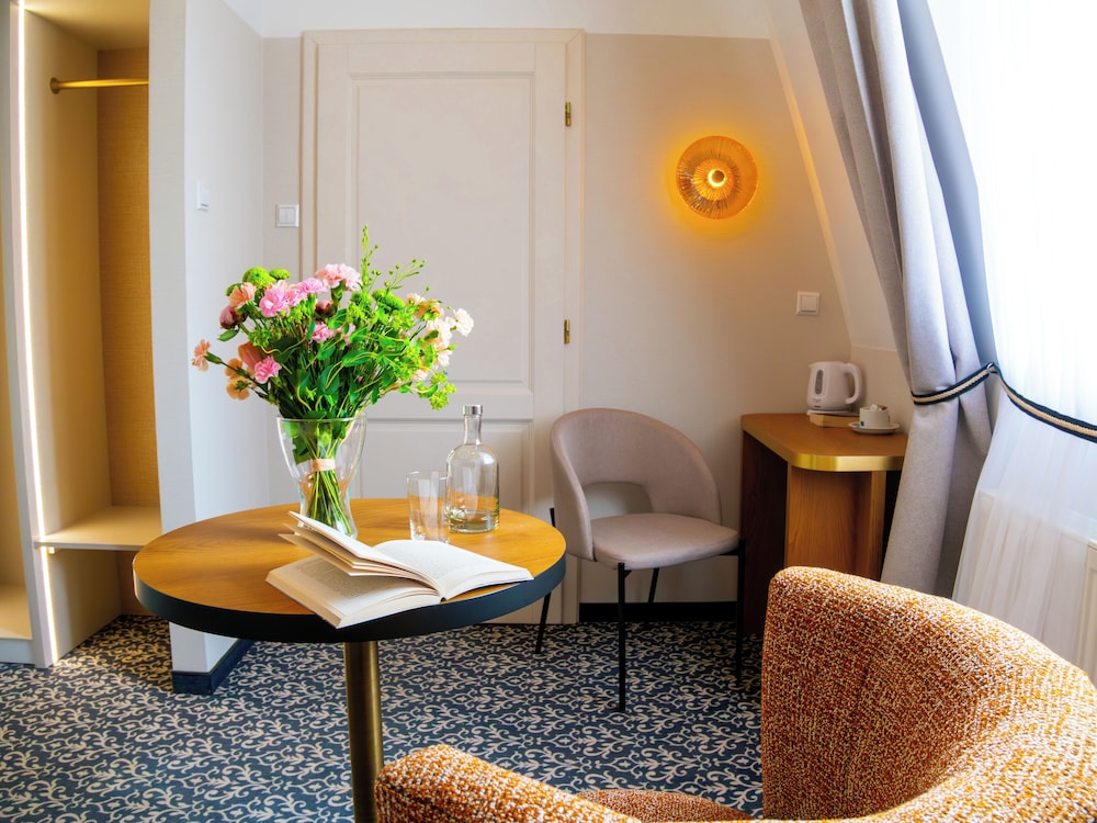 Palladian Hotel 46/67