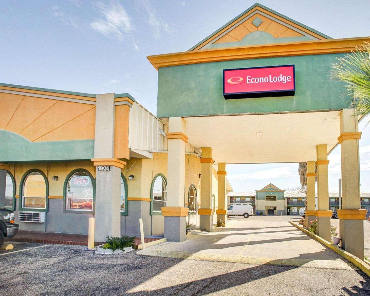 Econo Lodge Temple, TX 29/31