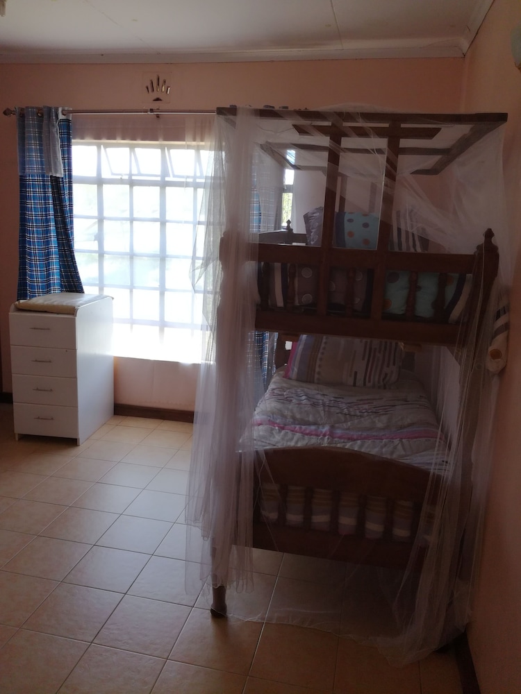 Narasha Guest House 14/47
