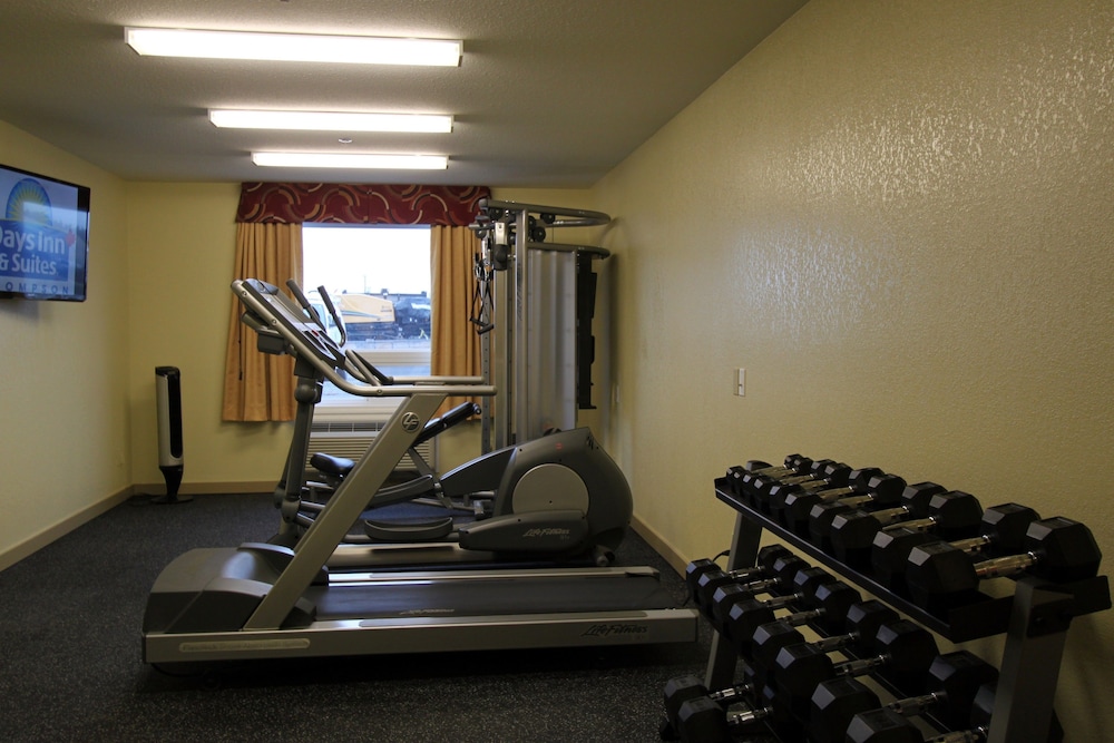 Days Inn & Suites by Wyndham Thompson 16/32