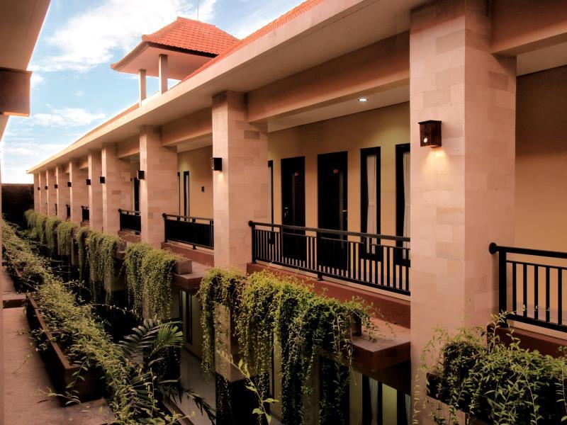 Bali Mega Hotel 2/63