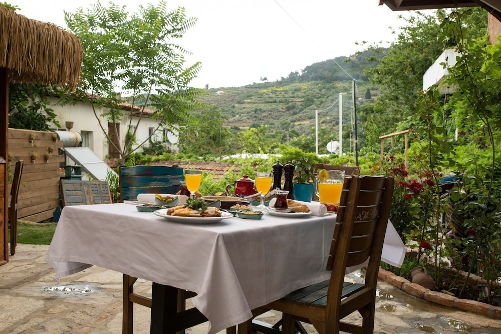Chez Rumi Butik Otel 32/50