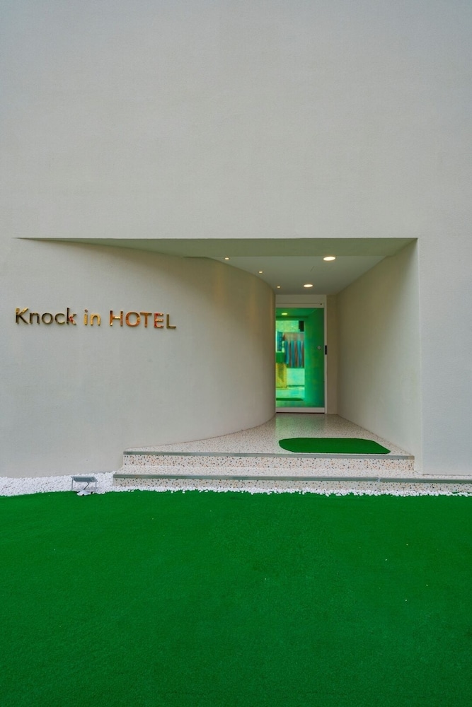 Knock In Hotel Daejeon by ANNK 7/48