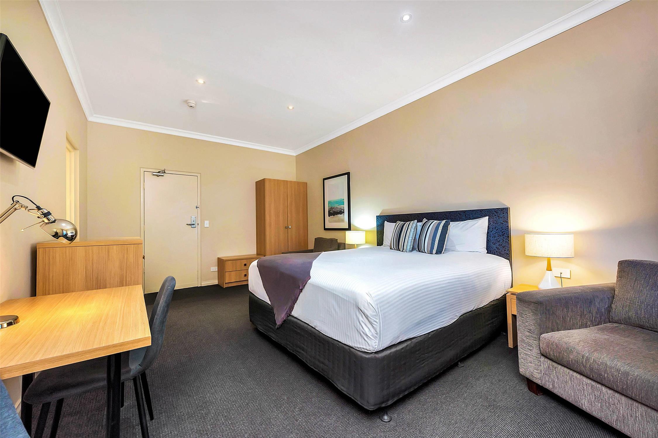 Comfort Inn and Suites Sombrero Adelaide 6/12