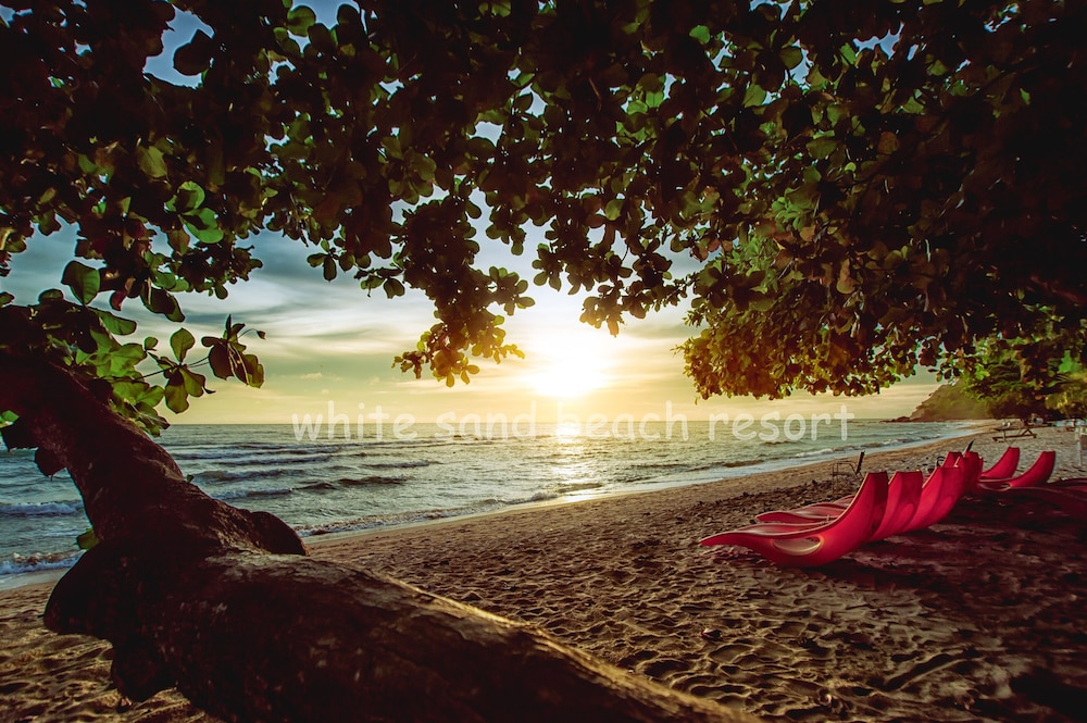 White Sand Beach Resort 66/74
