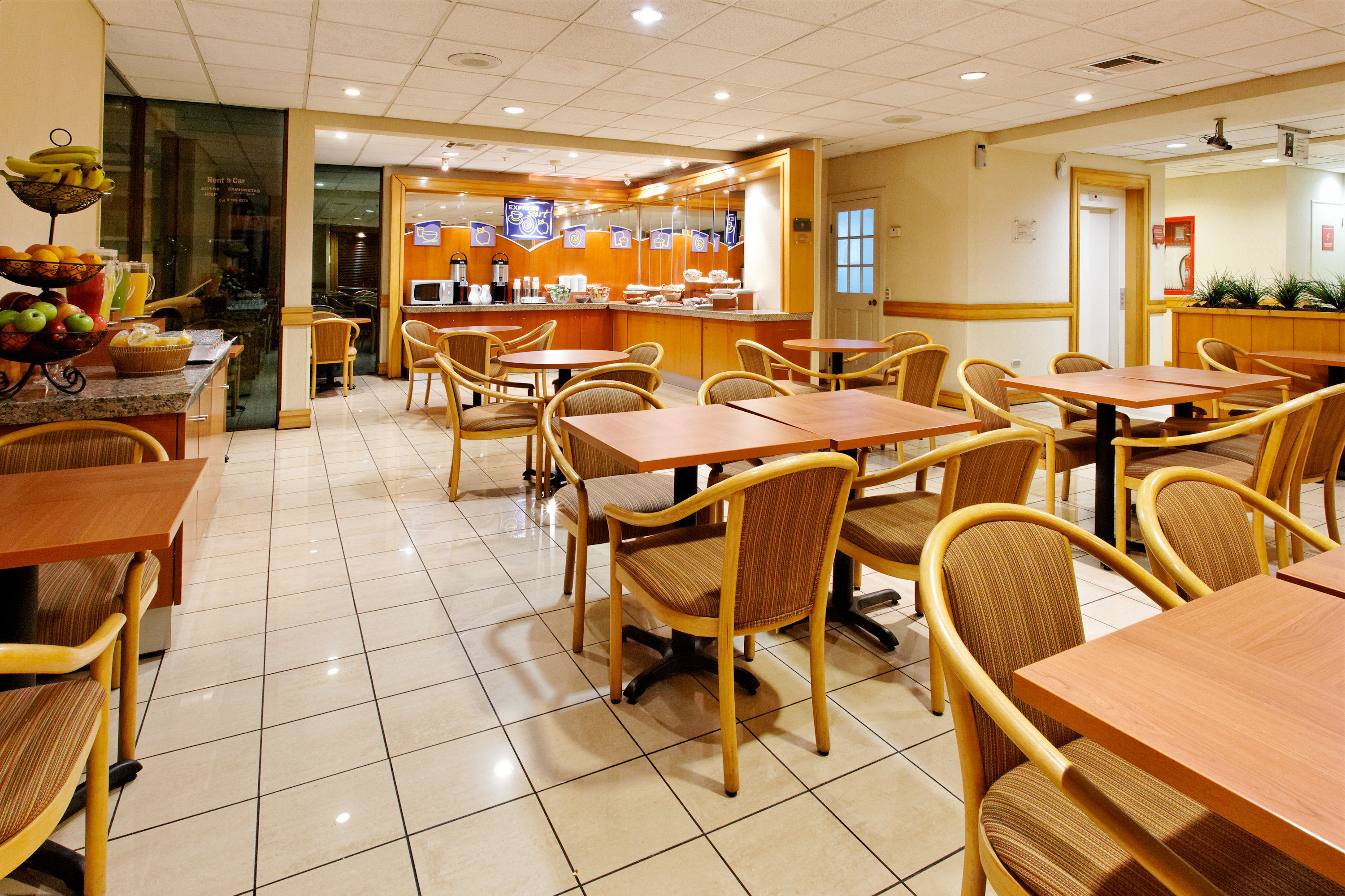 HOLIDAY INN EXPRESS ANTOFAGASTA 51/66
