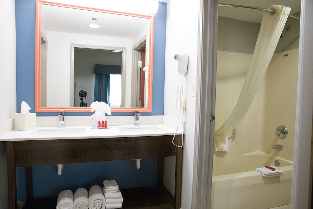 Best Western Louisville Airport Expo 14/37