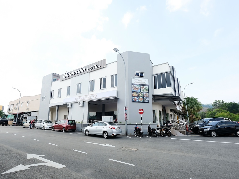OYO 43935 Mancalin Hotel 2/38