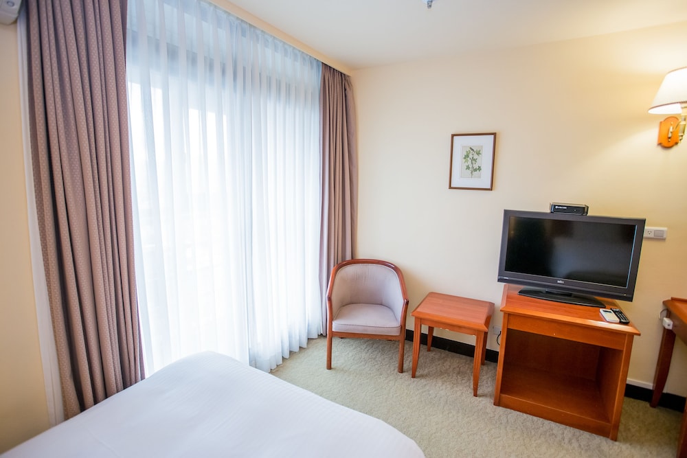 Landis Inn Lotung 32/73
