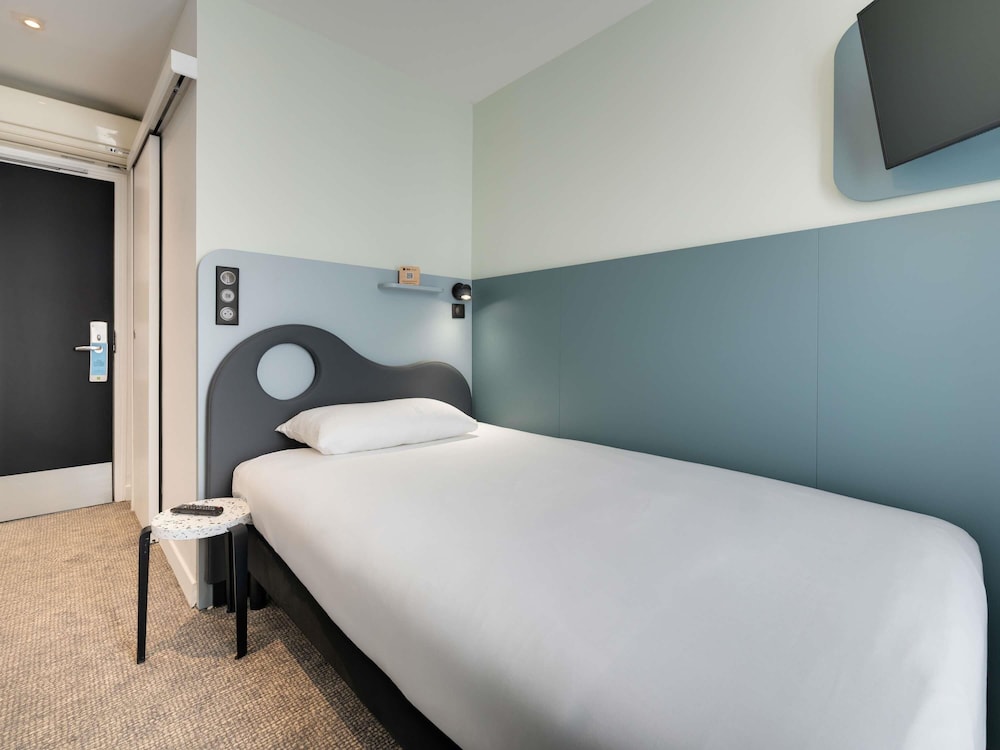 Ibis Styles Paris Cadet Lafayette 18/50