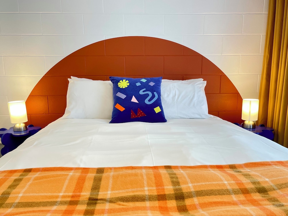 1 Bedroom, Superior, Suite, Kitchen, Mt Eden Motel 3/7