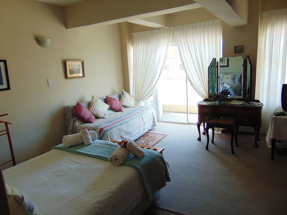 Whale Watchers Inn 4/42